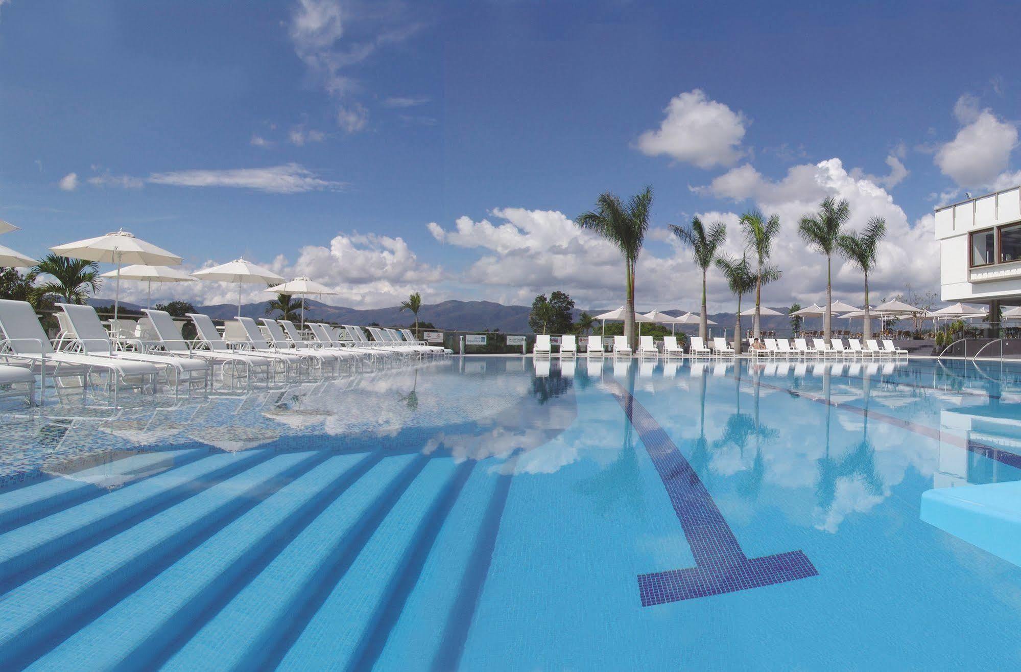 ホテル Club Campestre De Bucaramanga フロリダブランカ エクステリア 写真